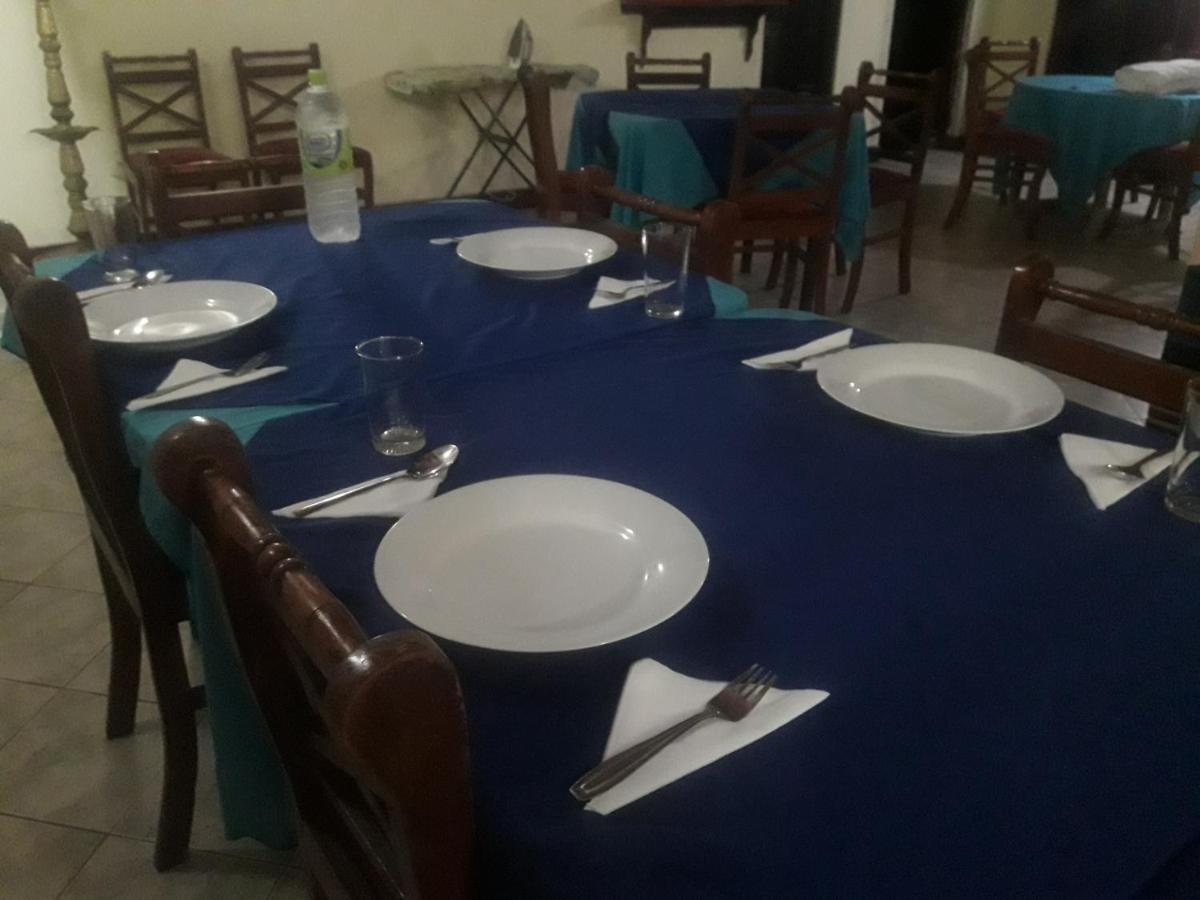 Hansika Guest Inn Buttala Exterior foto
